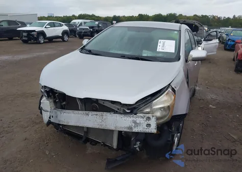 2010 Pontiac Vibe from USA, damaged, VIN 5Y2SP6E09AZ417260